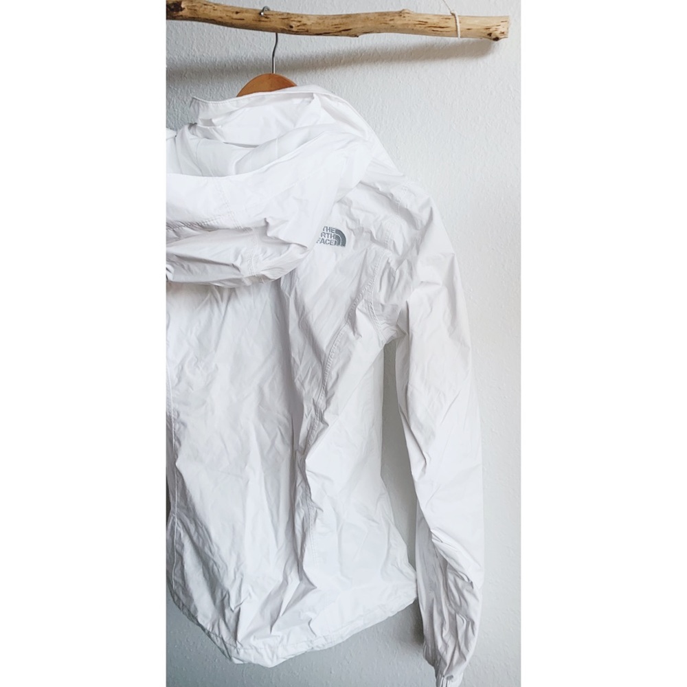 The North Face • Resolve Jacket